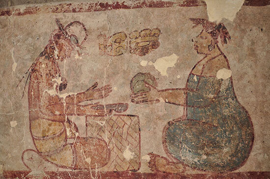 Обнаружена фреска, изображающая акт продажи соли между представителями Майя