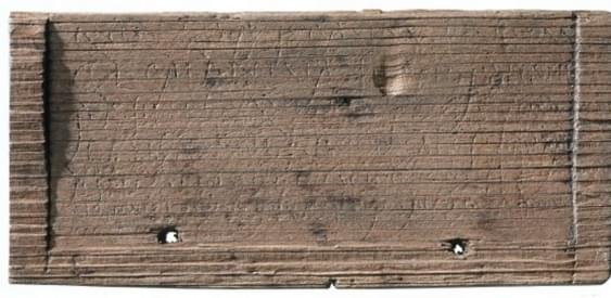Таблички времен римской империи откопали в Лондоне