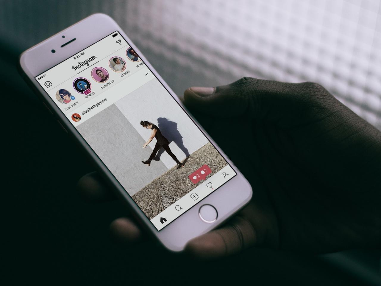 Instagram добавит функцию поиска одноклассников