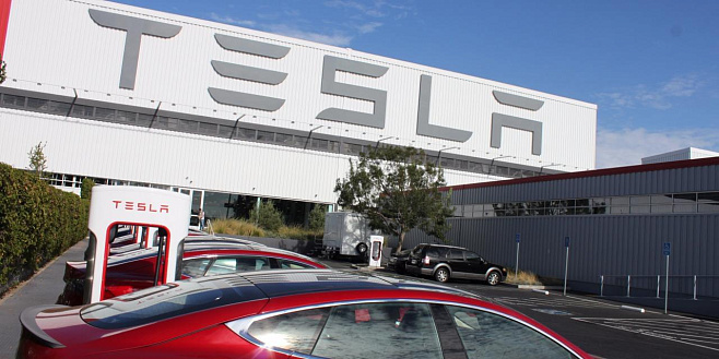 CNBC: Tesla занялась разработкой собственных аккумуляторов