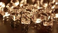 Алмазы могут изгибаться, но на наноуровне