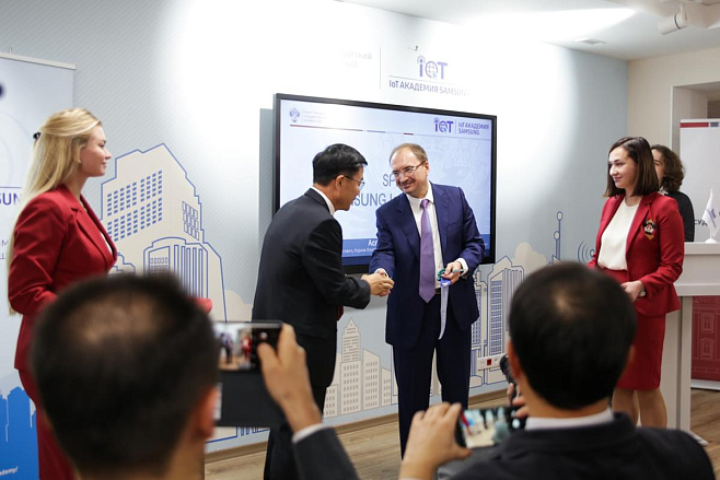 СПбГУ и Samsung открыли лабораторию интернета вещей