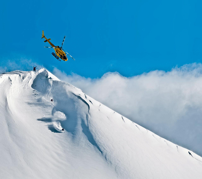 Хелиски: на лыжах с вертолёта
