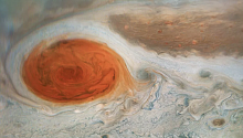 Гигантский вихрь Юпитера стал вращаться быстрее