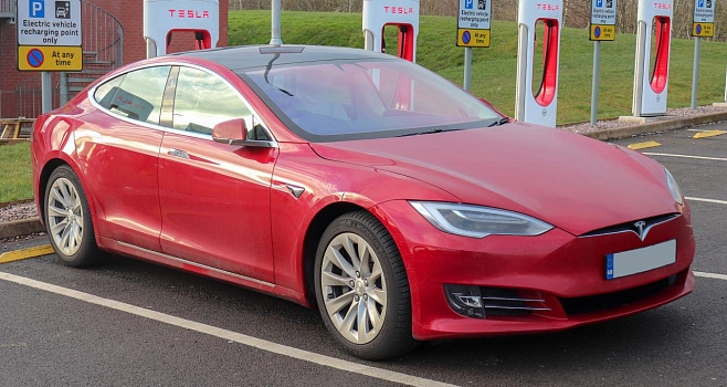 Tesla обновила флагманские модели Model S и Model X