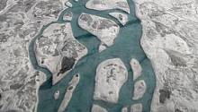 Под ледником Гренландии обнаружено более 50 озёр
