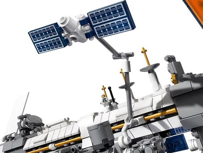 LEGO выпустит набор с Международной космической станцией 