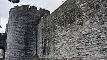 В Уэльсе обнаружены остатки городских стен ХIII века