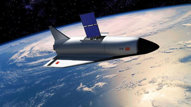 Китайский многоразовый аппарат вернулся на Землю, но что-то оставил на орбите
