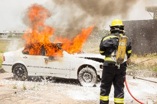 В России появится новая система тушения пожаров, возникающих под капотом автомобиля