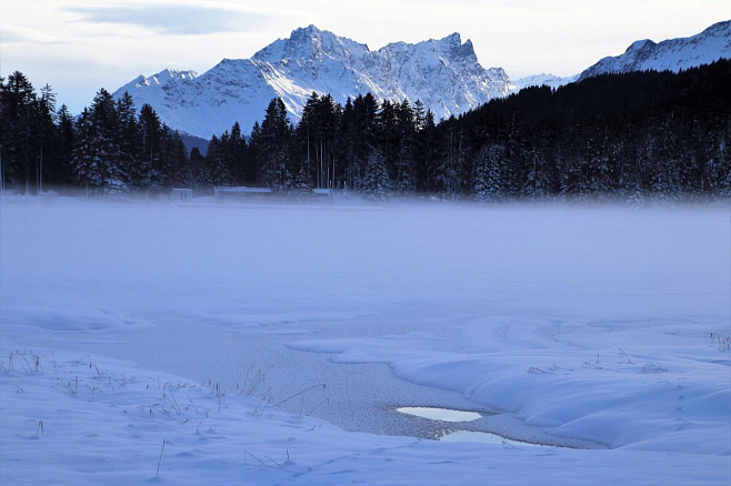 Уменьшение снежного покрова приводит к увеличению метана в замерзших озерах 