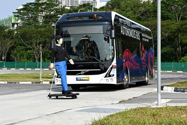 В Сингапуре начнут тестировать беспилотный электроавтобус