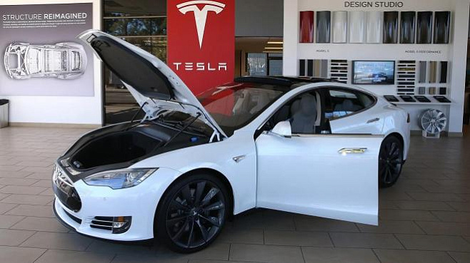 Электрокары Tesla признали худшими по надёжности и качеству