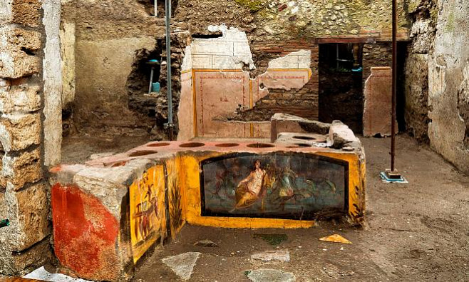 В Помпеях нашли поразительно хорошо сохранившийся фастфуд-буфет 