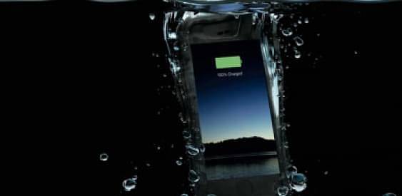 Новый чехол сделает iPhone водонепроницаемым