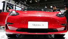 Автомобили Tesla получат «бесконечные» аккумуляторы