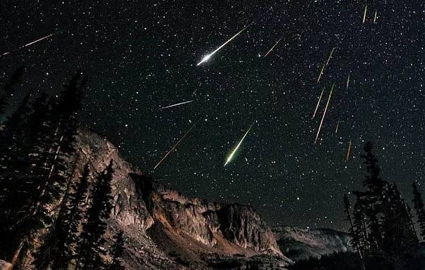 Метеорный поток Персеид - самый красивый звездопад в августе