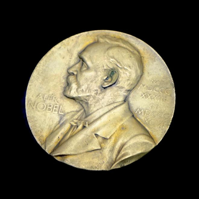 Смотрите вручение Нобелевской премии в прямом эфире