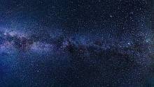 Астрономы предполагают, что Млечный Путь искажает галактика-спутник