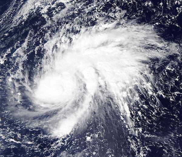 На Филиппинах бушует самый сильный в мире шторм 