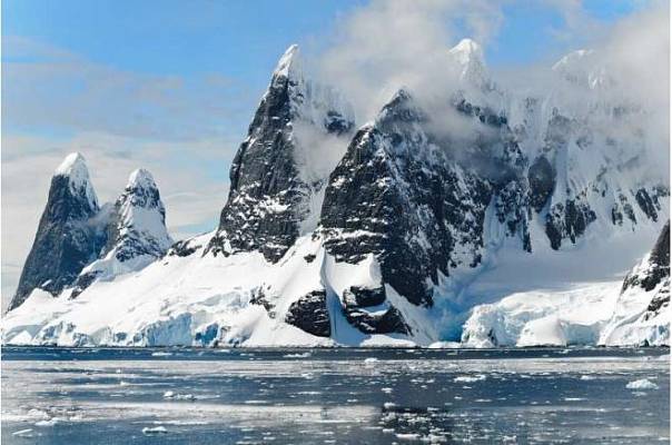 В Антарктике обнаружены свидетельства падения метеорита, не оставившего после себя следов