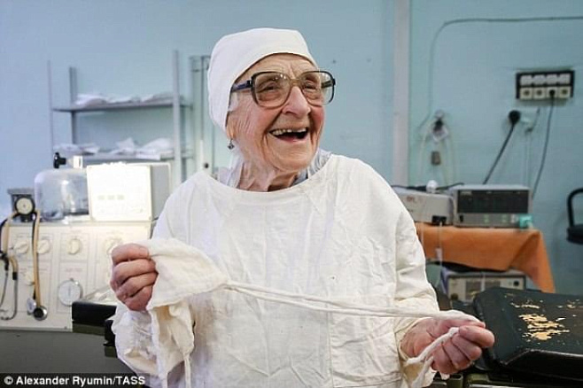 Старейший хирург в мире 