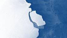 В Антарктике откололся гигантский айсберг размером с Санкт-Петербург