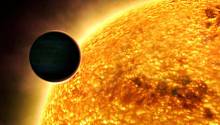 Астрономы обнаружили планету, которая вращается внутри своей звезды