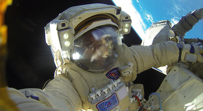 Роскосмос сравнил зарплаты российских космонавтов с зарплатами в ESA/NASA