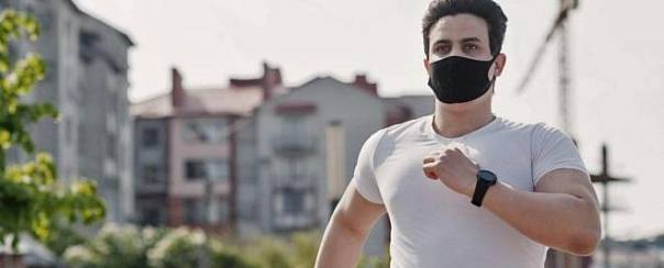 Интенсивные упражнения с маской на лице могут быть опасными