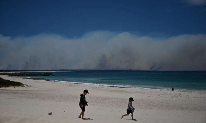 Катастрофические по масштабам пожары захватили Австралию