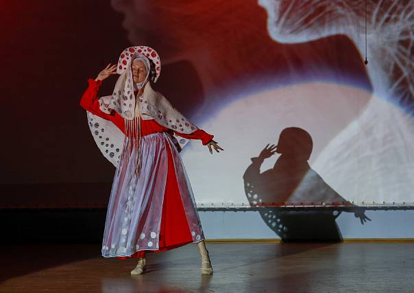 Конкурс эскизов одежды «От АрИпЕя до LOOKа»