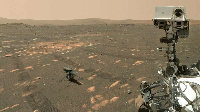 Марсоход NASA готовится взять первые образцы марсианской породы