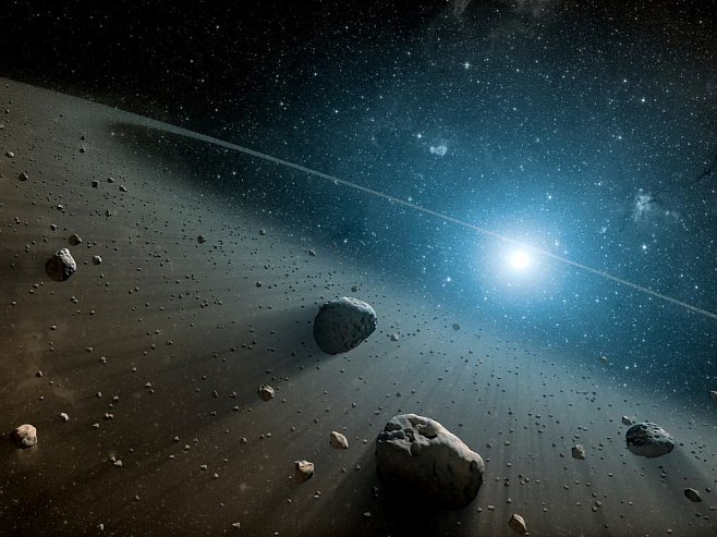 Оттенки двух астероидов указали на их органический состав