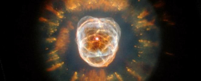 Теперь ученые знают, как умирающие звезды образовывают завораживающие фигуры из звездной пыли 