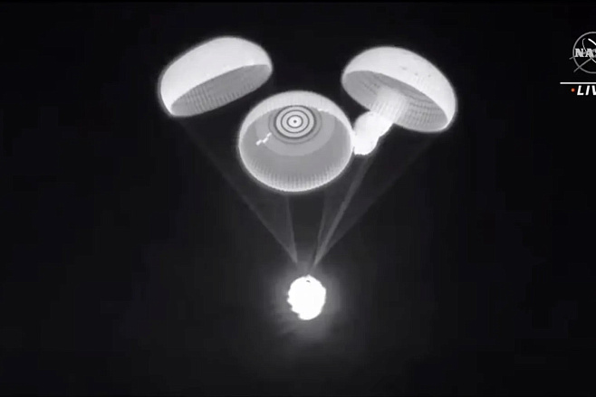 SpaceX и NASA изучают проблему с парашютной системой в миссиях Crew Dragon