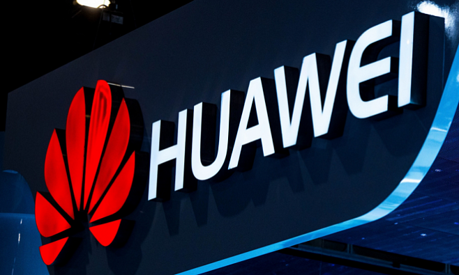 HUAWEI запатентовала смартфон «растяжку»