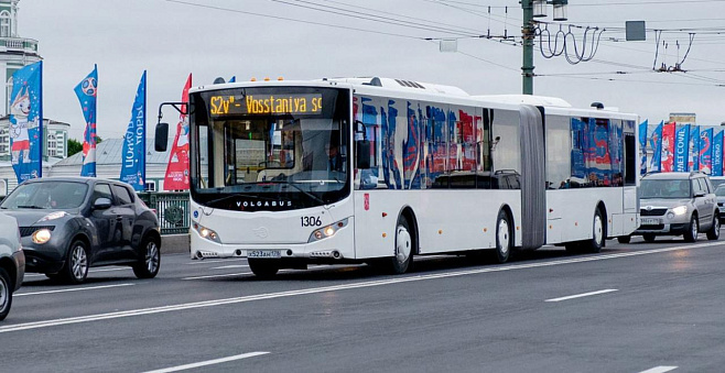 В автобусах Санкт-Петербурга появятся розетки для зарядки смартфонов и NFC