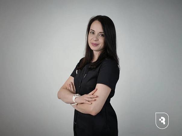 Стоматолог СГМУ имени В.И. Разумовского предупредила о вреде отбеливающих средств с маркетплейсов