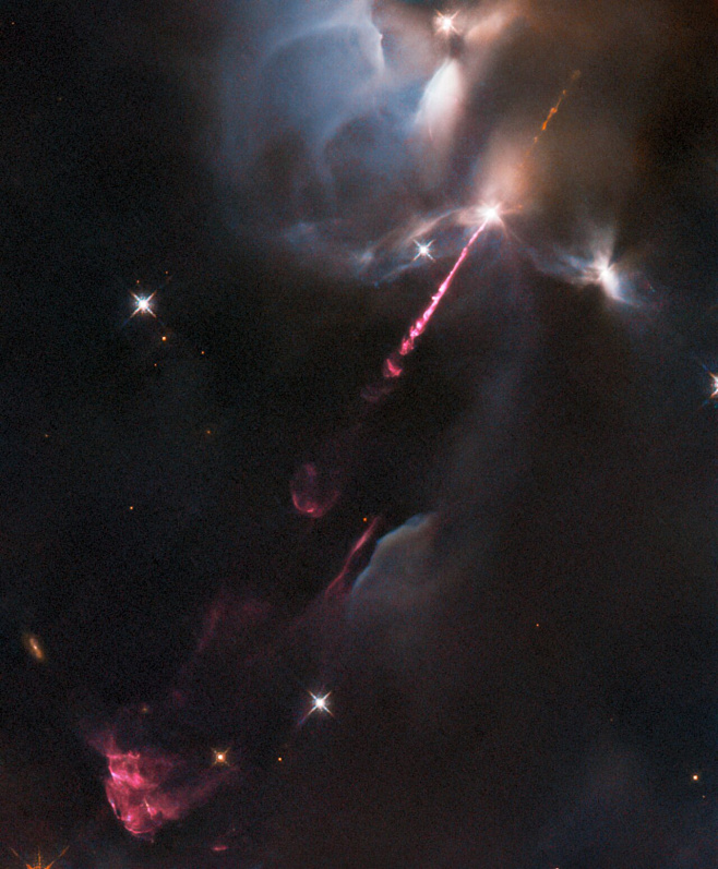Опубликована фотография протозвезды, выпускающей джет сквозь газовое облако