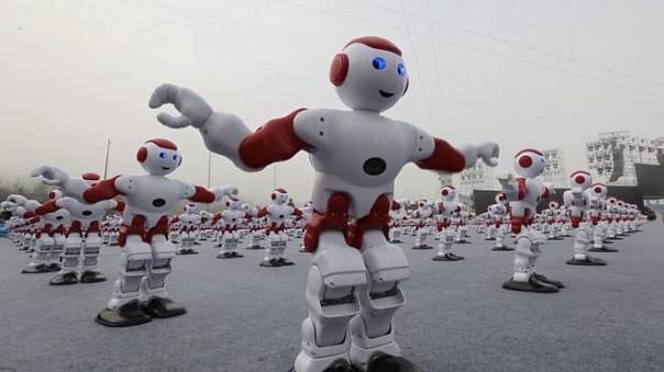 Что им стоит соревнования устроить: спортивные чемпионаты между роботами 