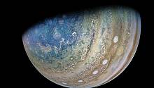 NASA опубликовало видео Ганимеда и Юпитера, снятое станцией «Юнона»