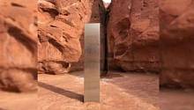 Посреди пустыни в штате Юта нашли загадочный металлический монолит 