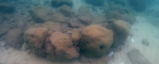 Ученые нашли самую старую в мире морскую стену 