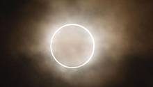 В России сегодня смогут наблюдать первое за 55 лет кольцеобразное затмение Солнца