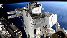 Астронавты установили новую солнечную батарею на МКС