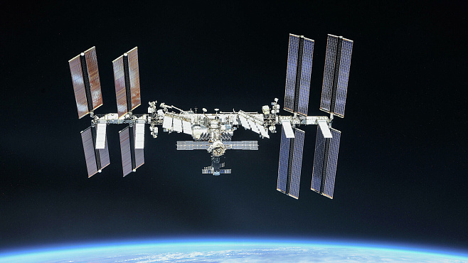 Российские космонавты закрыли отсек модуля «Звезда» на два месяца