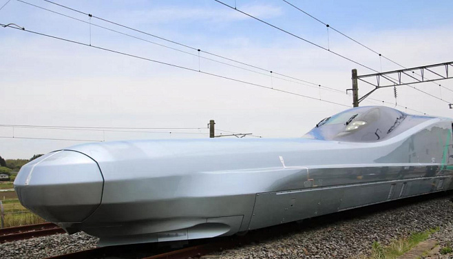 Новый поезд от  Kawasaki и Hitachi сможет развить скорость до 460 километров в час